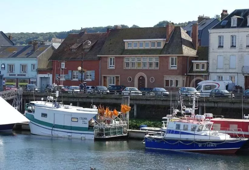 ホテル Voiles Et Terrasses By Corinne Résidence Face Au Port