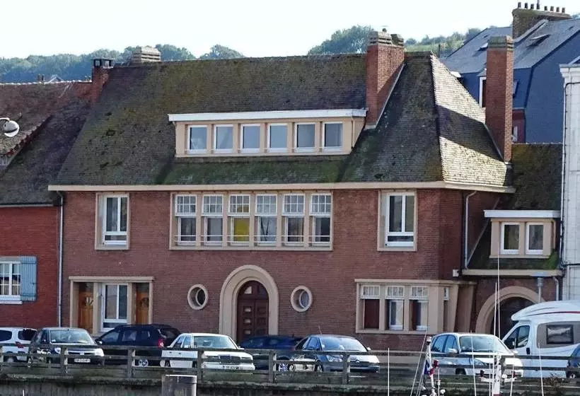 ホテル Voiles Et Terrasses By Corinne Résidence Face Au Port