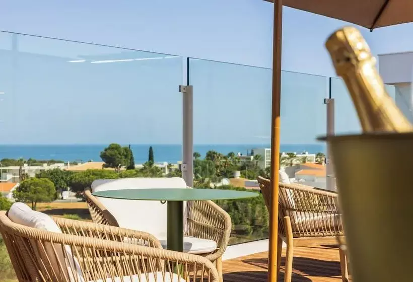 ホテル Castelo Suites