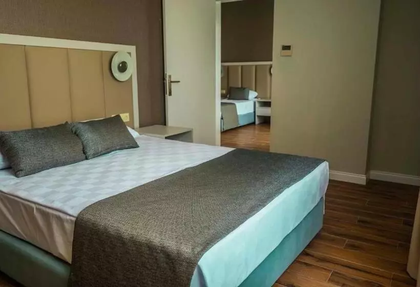 Hotelli Dream Water World
