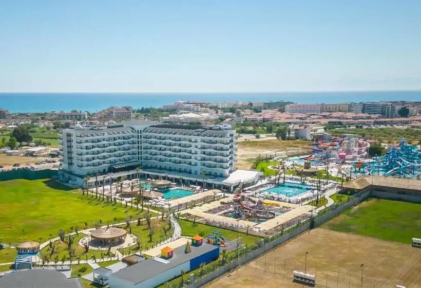Hotelli Dream Water World