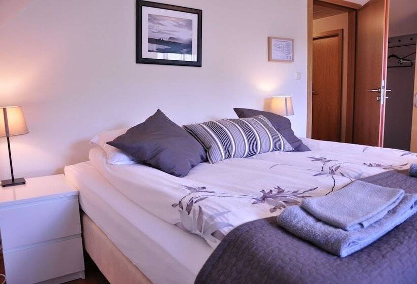 هتل Guesthouse Carina