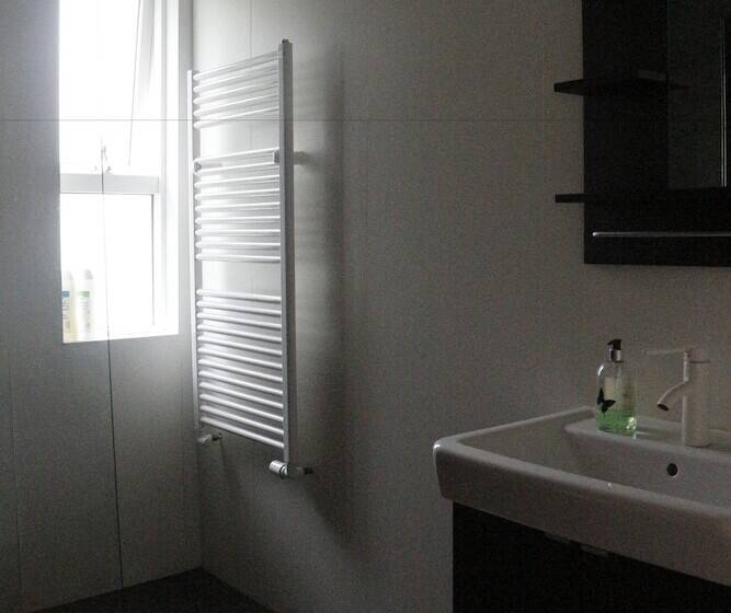 هتل Guesthouse Marina Travel