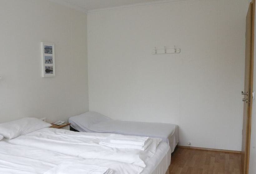 هتل Guesthouse Marina Travel