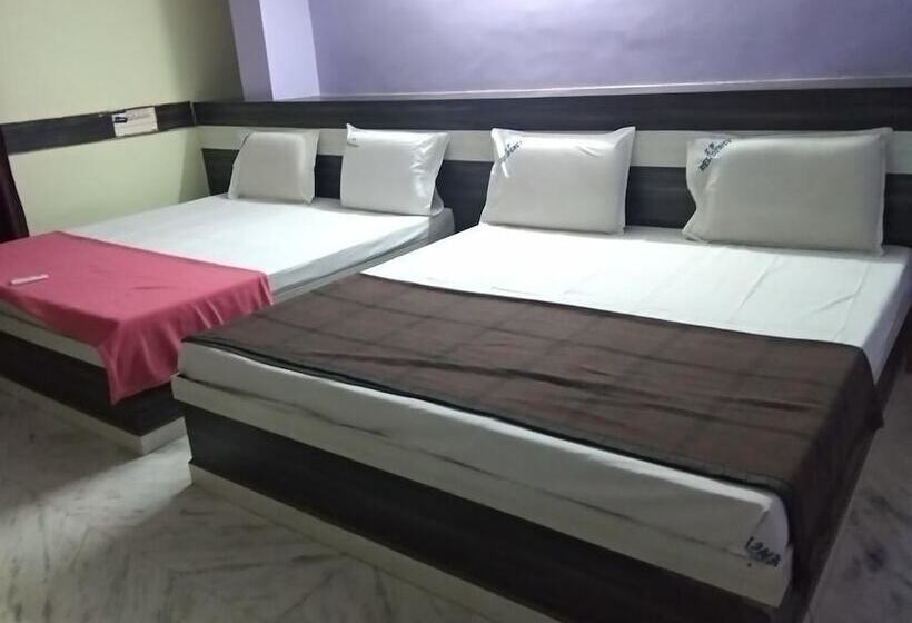 فندق Iroomz K R Residency