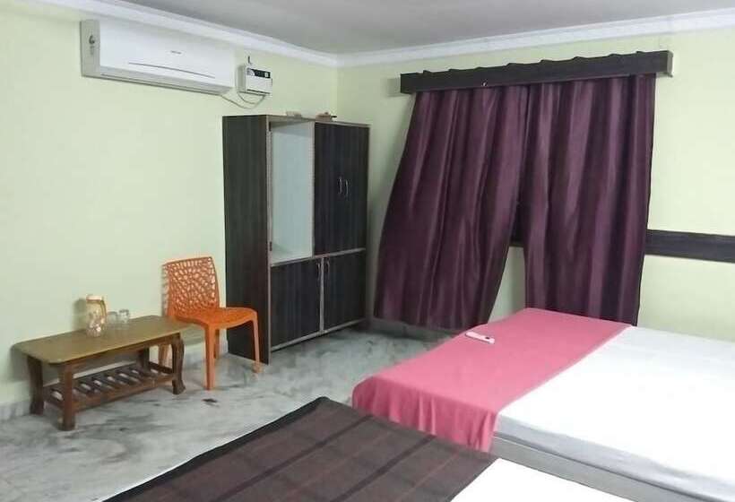 فندق Iroomz K R Residency