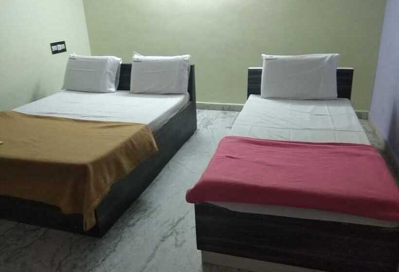 فندق Iroomz K R Residency