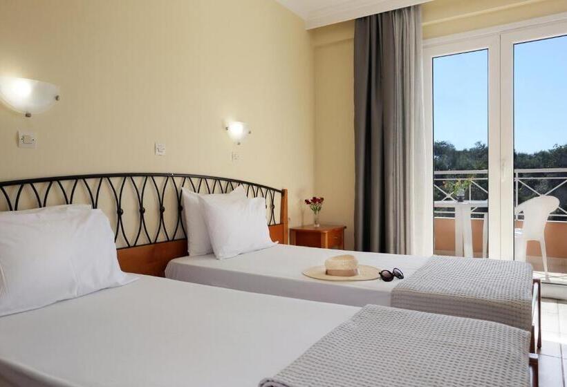 فندق Kavos Plaza