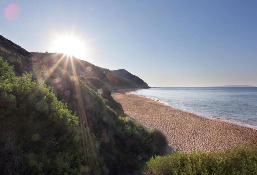 فندق Kavos Plaza