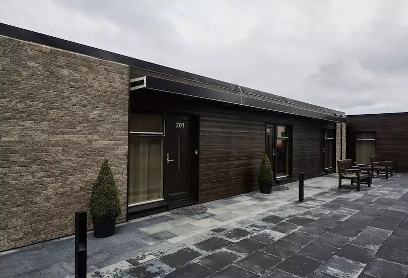 ホテル Keflavik Micro Suites