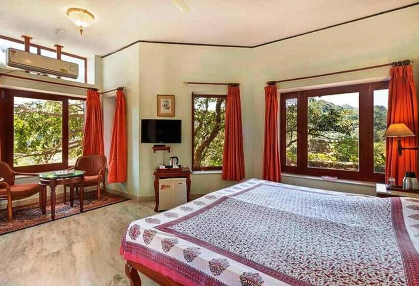 Отель Kesar Bhawan Palace