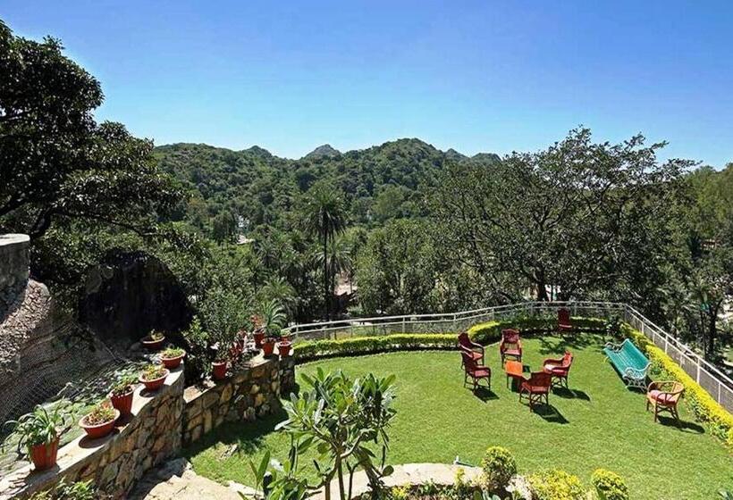 Отель Kesar Bhawan Palace