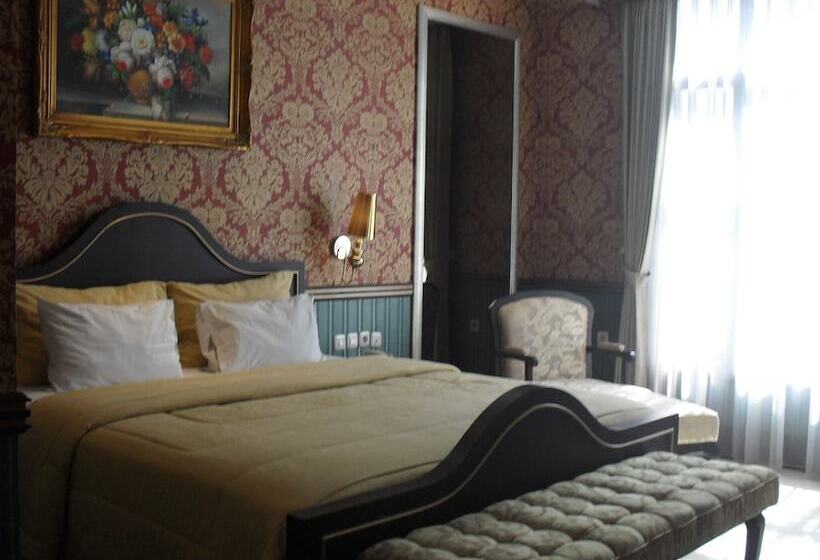 בית מלון כפרי Liz Palace Inn