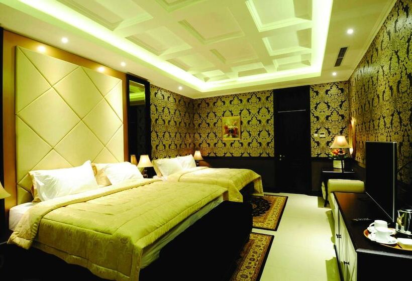 בית מלון כפרי Liz Palace Inn