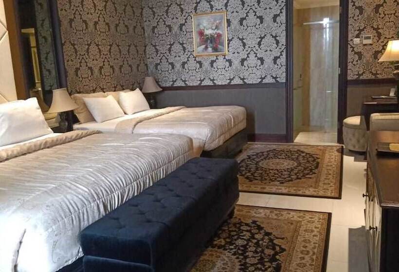 בית מלון כפרי Liz Palace Inn