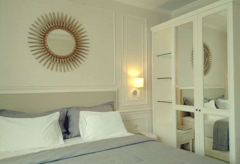 בית מלון כפרי Liz Palace Inn