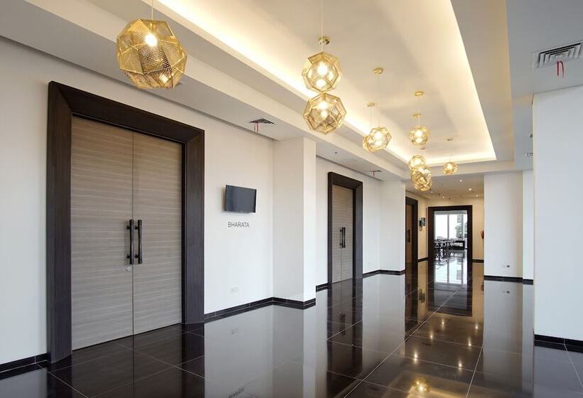 בית מלון כפרי Malioboro Prime