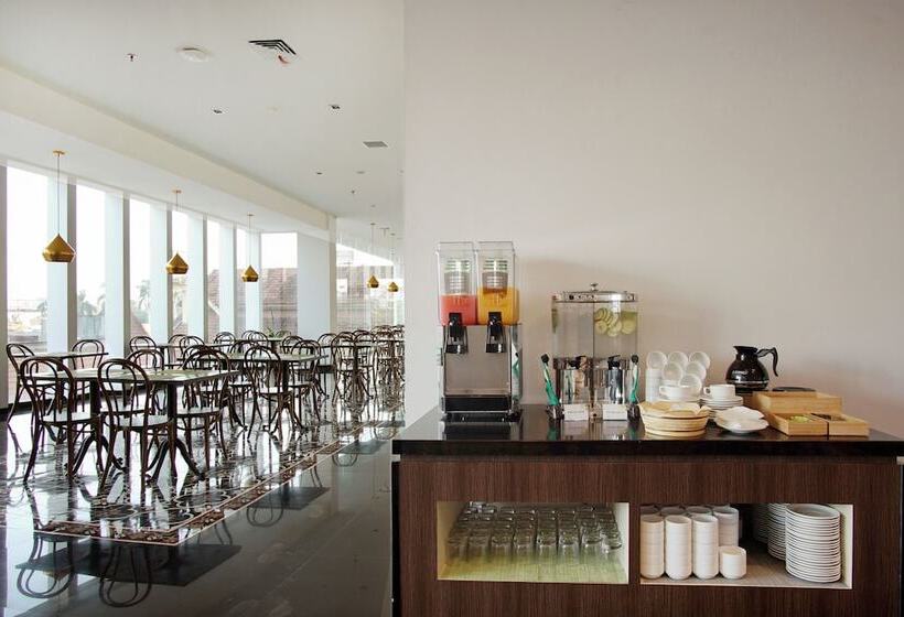 בית מלון כפרי Malioboro Prime