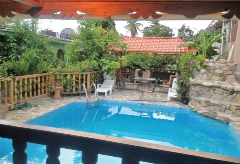 هتل My Auberge Inn Jacmel