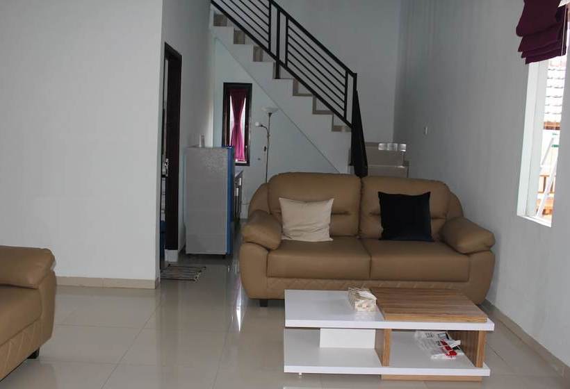 Отель Pecatu Vira House