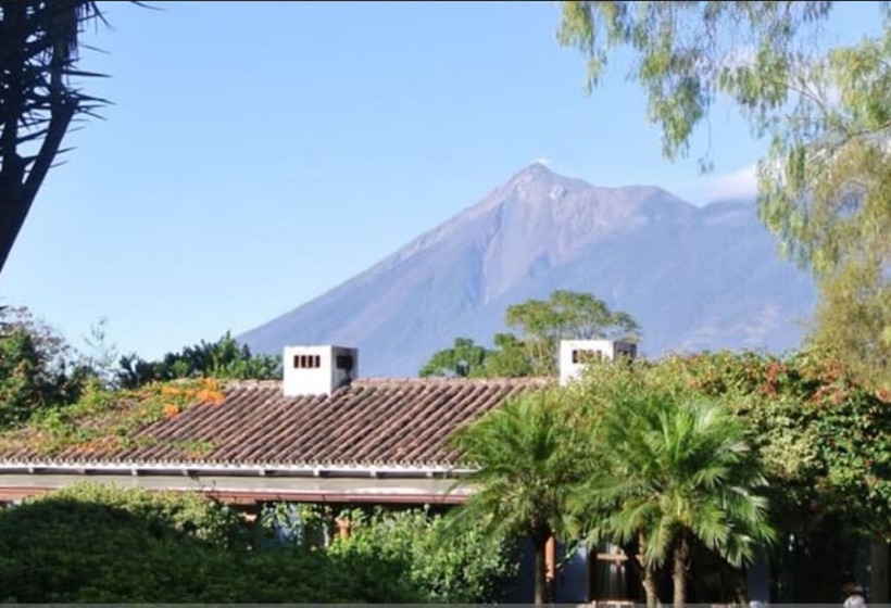 هتل Quinta De Las Flores