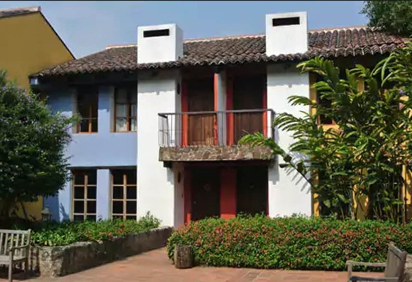 هتل Quinta De Las Flores