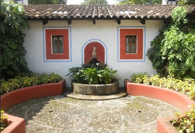 هتل Quinta De Las Flores