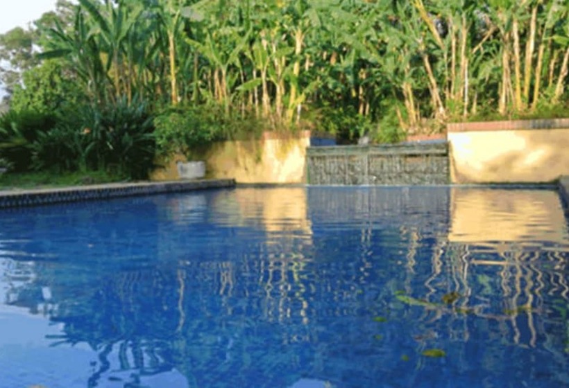 هتل Quinta De Las Flores