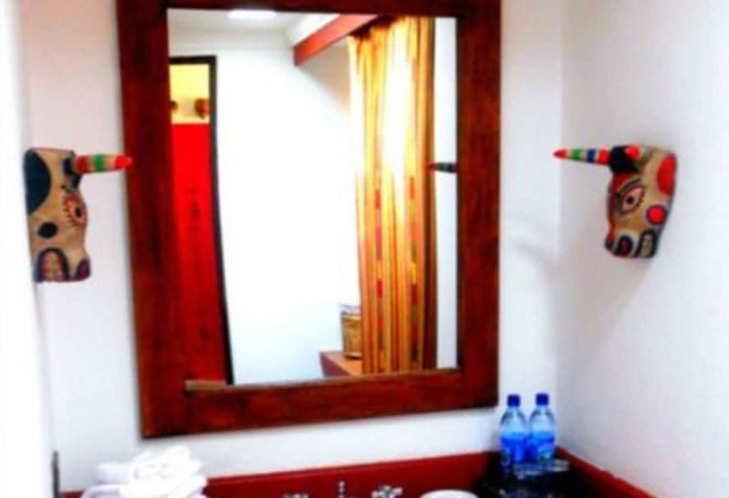 هتل Quinta De Las Flores