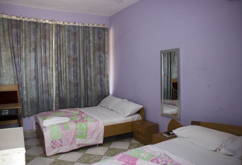 Отель Radach Lodge & Conference Centre