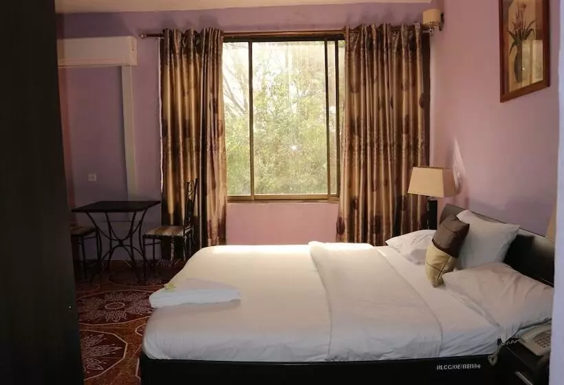 ホテル Radach Lodge & Conference Centre