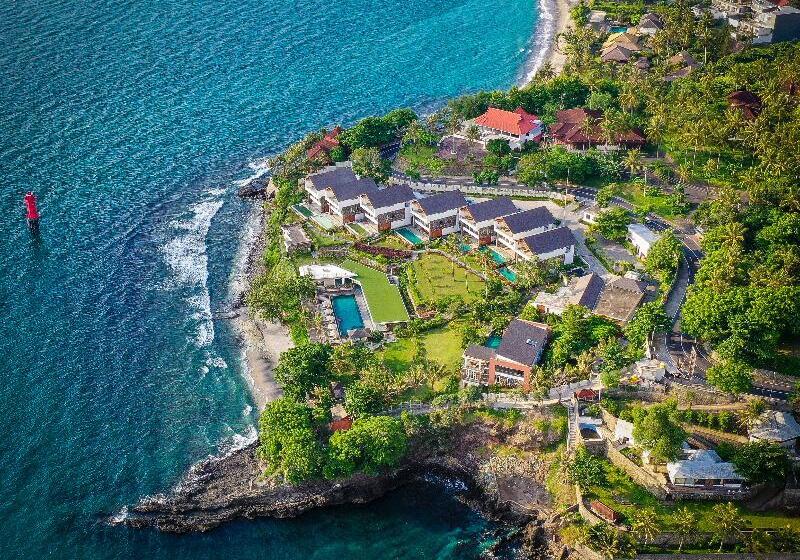 Отель Rajavilla Lombok Resort   Seaside Serenity