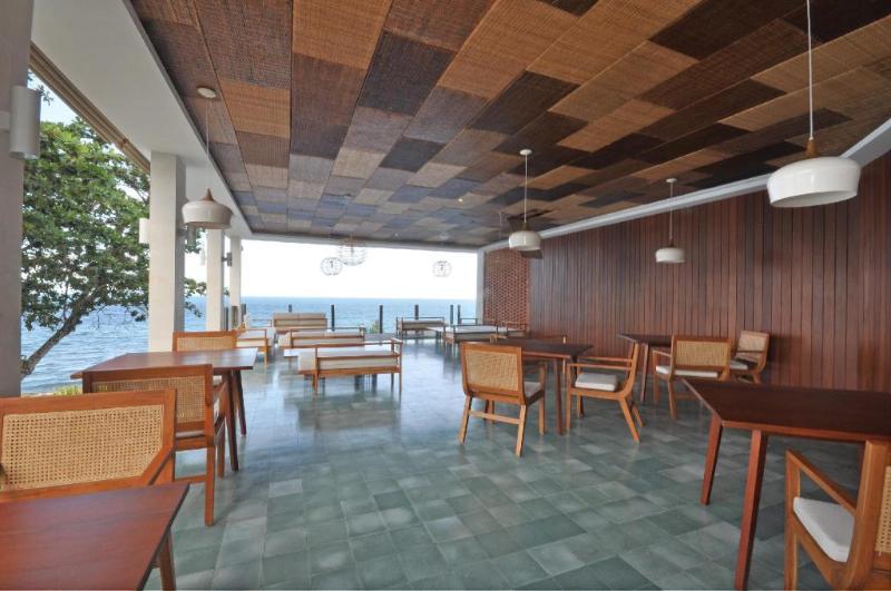 Отель Rajavilla Lombok Resort   Seaside Serenity