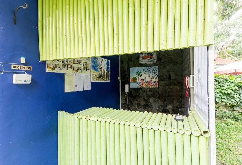 בית מלון כפרי Reddoorz Near Gor Padjajaran Bogor