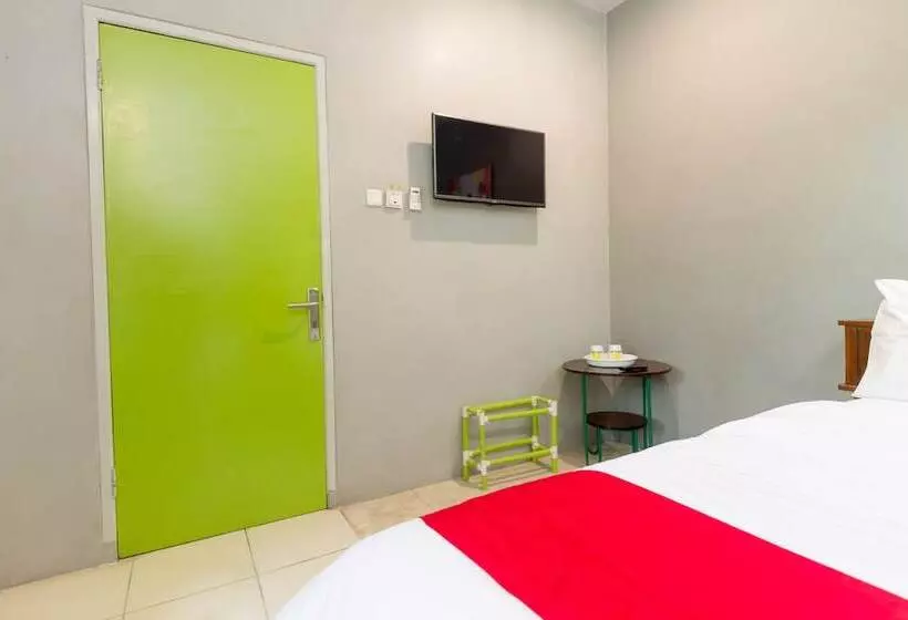 هتل Reddoorz Near Gor Padjajaran Bogor