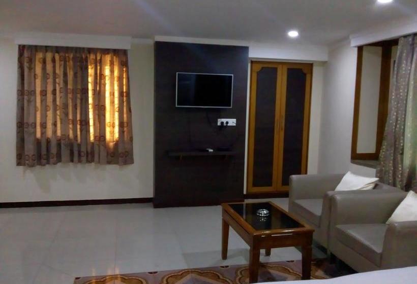 فندق Rodili Residency