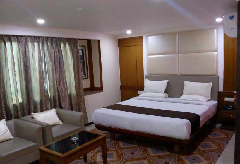 فندق Rodili Residency