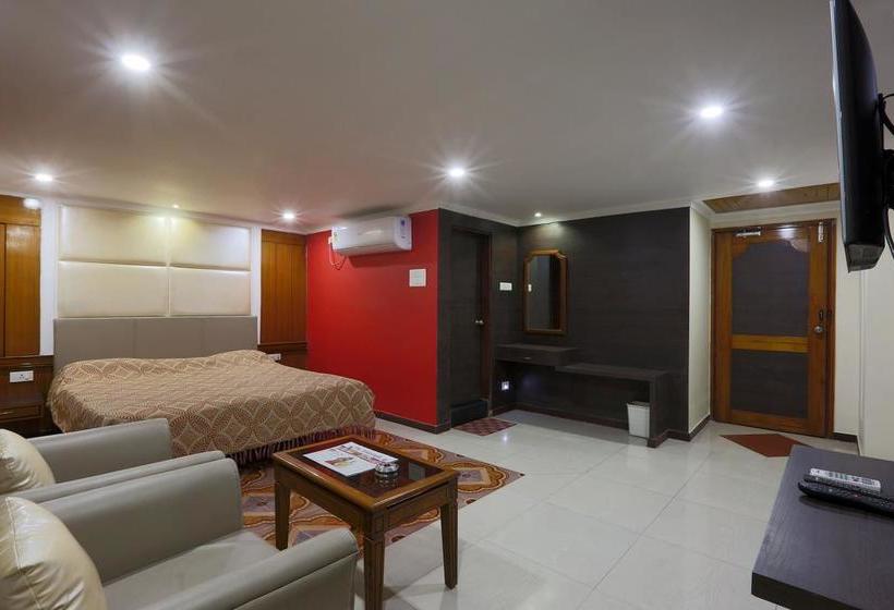 فندق Rodili Residency