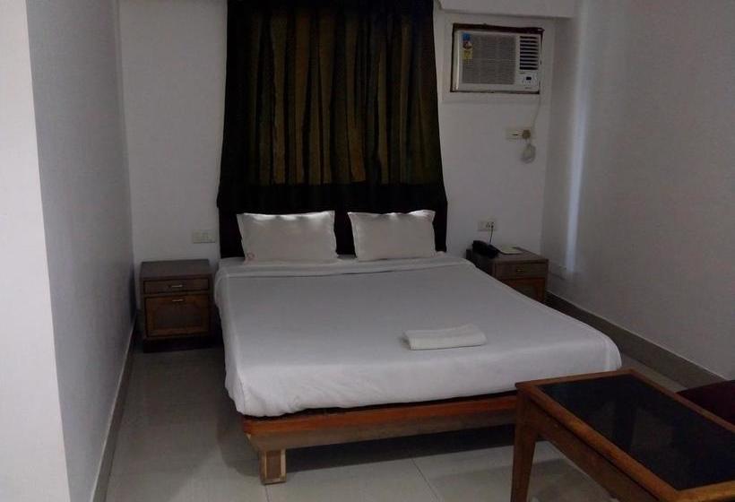 فندق Rodili Residency