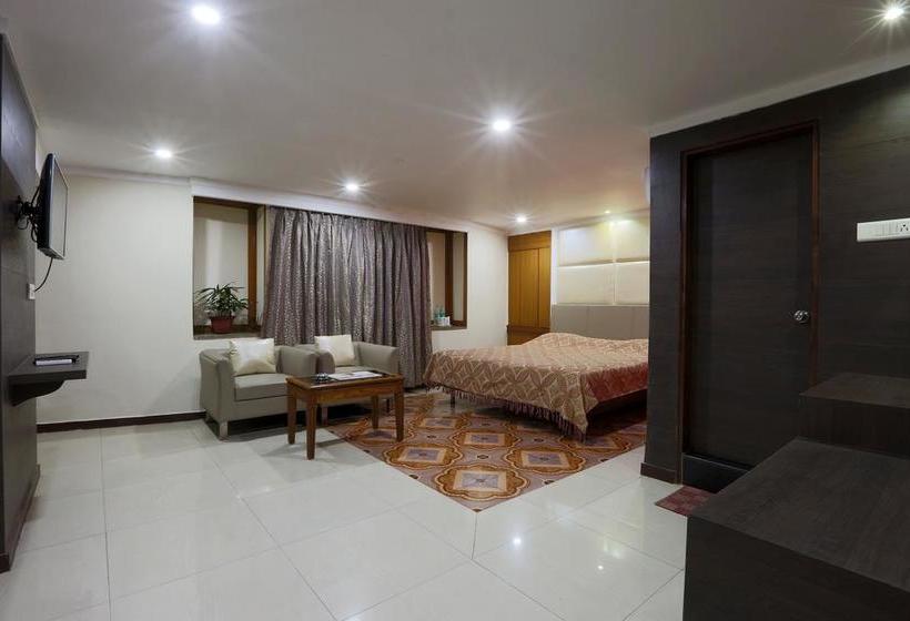 فندق Rodili Residency