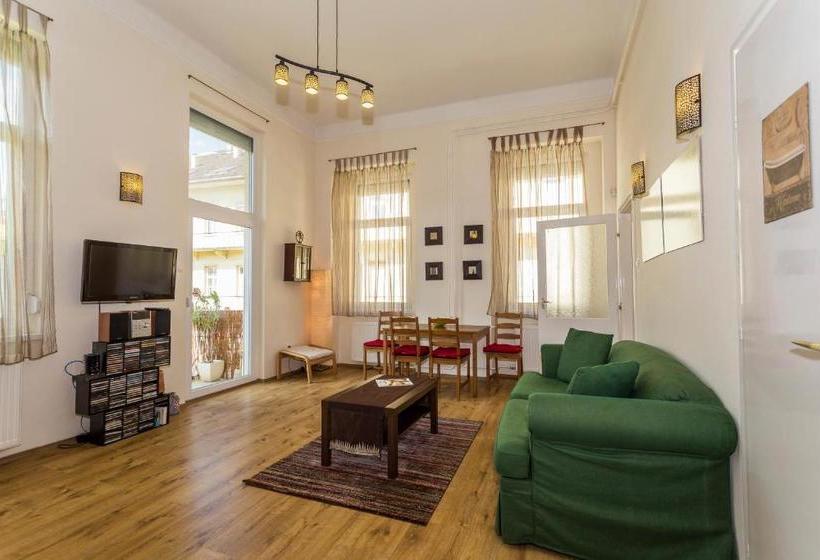 Fotos del hotel Souper Apartments Downtown:  5