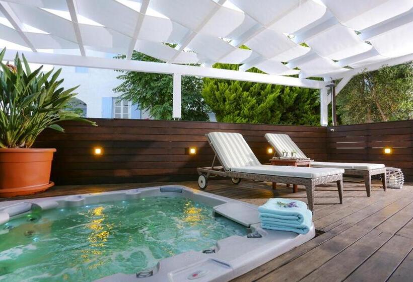 בית מלון כפרי Stelia Mare Boutique