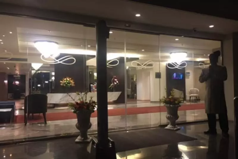 ホテル Deventure Sarovar Portico Kapashera, New Delhi