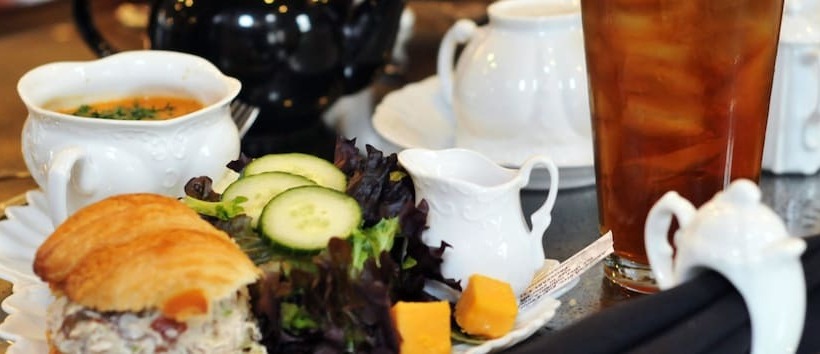 فندق Two Hearts Inn