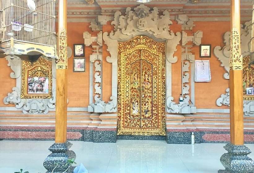 Отель Kubu Verra Seminyak