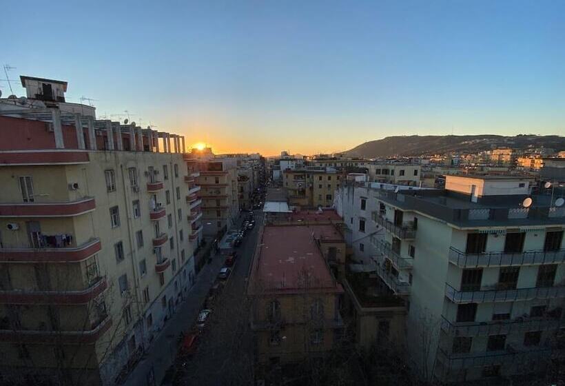 هتل 7th Floor Suite