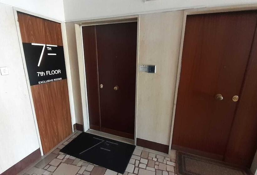 هتل 7th Floor Suite