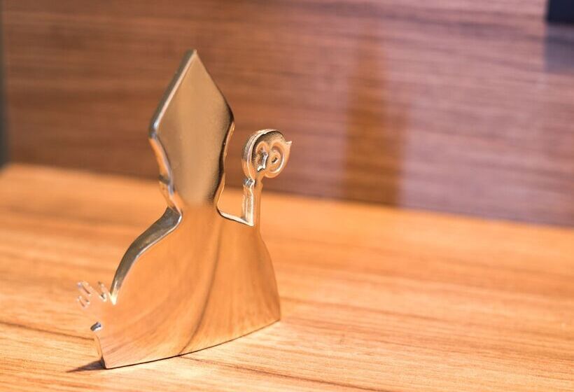 هتل 7th Floor Suite