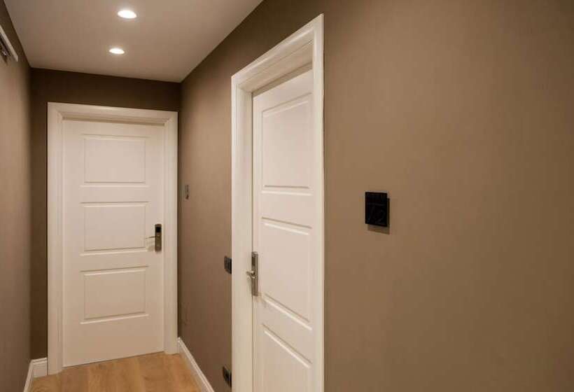 هتل 7th Floor Suite