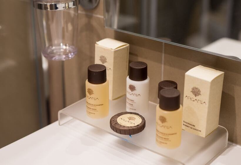 هتل 7th Floor Suite